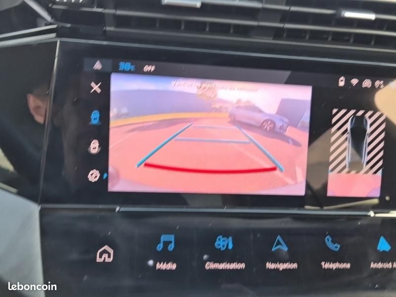 Peugeot 408 PHEV 225ch Allure Pack e-EAT8 (image 15)