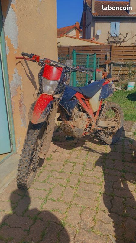 125 ajp (image 3)
