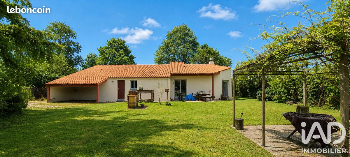 Maison 5 pièces 125 m² · à Saint-Julien-de-Concelles · 125 m² · 357 500 €