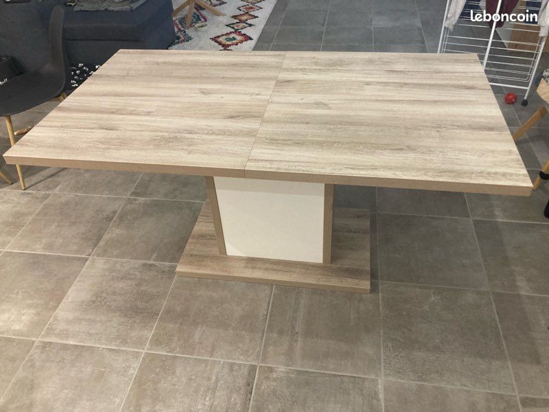 Table salle à manger (image 1)