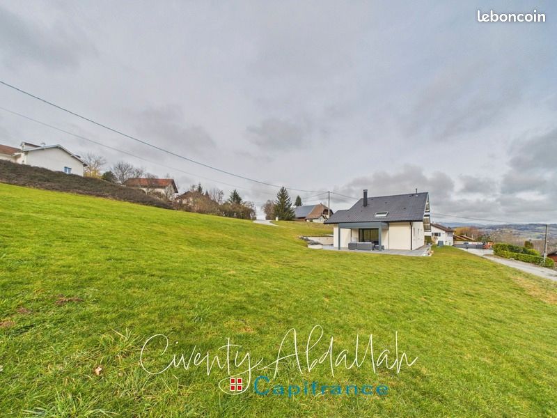 Maison 3 pièces 123 m² · à Fillière · 123 m² · 790 000 €