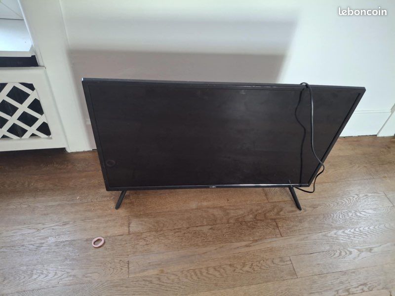 Meuble tv ,gaziniere , télé , et lit (image 3)
