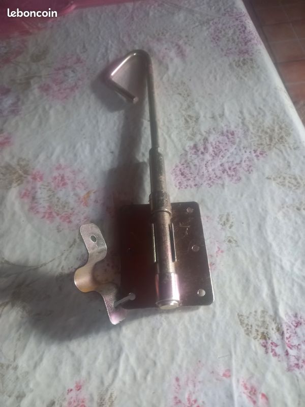 Équipement porteset volets à battant (image 1)