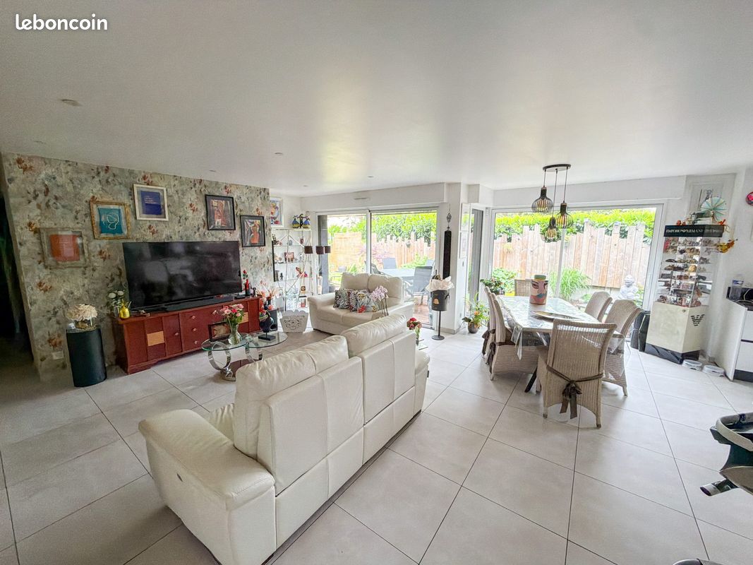 Maison 4 pièces 114 m² · à Lys-lez-Lannoy · 114 m² · 495 000 €