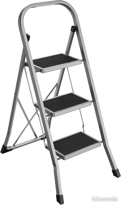 Marchepied 3 Marches - Pliable, Escabeau, Verrou de Sécurité, Facile à Ranger, Charge 150 kg, Gris Tourterelle (Hauteur : 117cm) - Neuf – Livraison gratuite en Europe ⭐ ⭐ ⭐ (image 1)