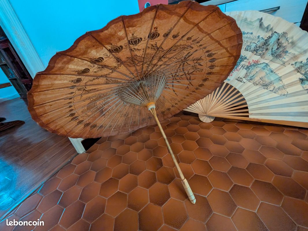 Grande ombrelle asiatique vintage - Motif Dragon (Papier huilé et bambou) (image 3)