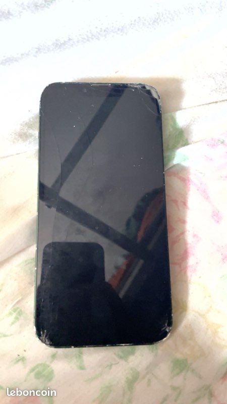 IPhone 13 (image 3)