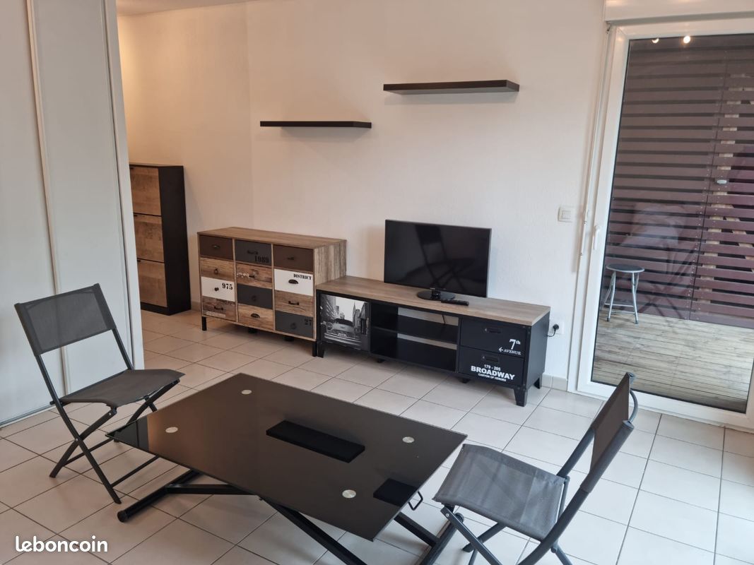 Appartement 1 pièce 26 m² · à Dammarie-les-Lys · 26 m² · 680 €