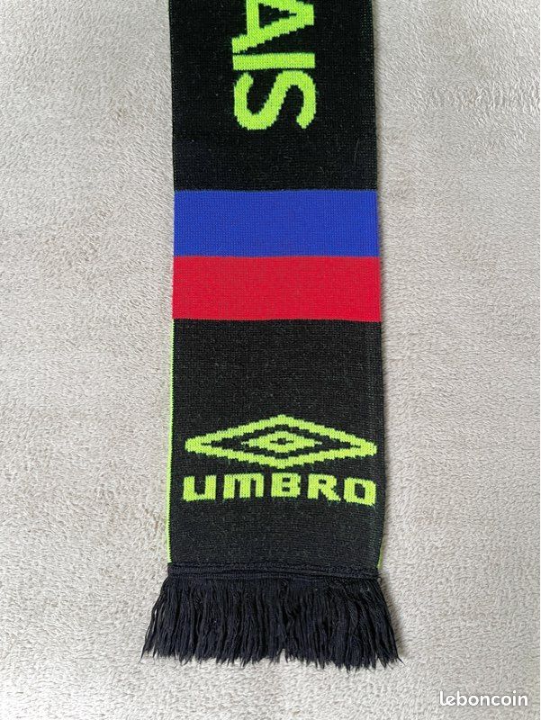Lot 2 écharpe OLYMPIQUE LYONNAIS LYON OL supporter scarf