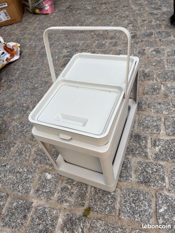Poubelle IKEA hallbar Ameublement