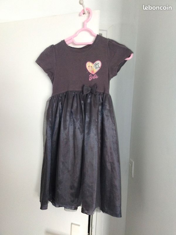 Le lot coussin de reine des neiges plus t-shirt de reine des neiges ensemble ensemble plus robe Barb (image 2)