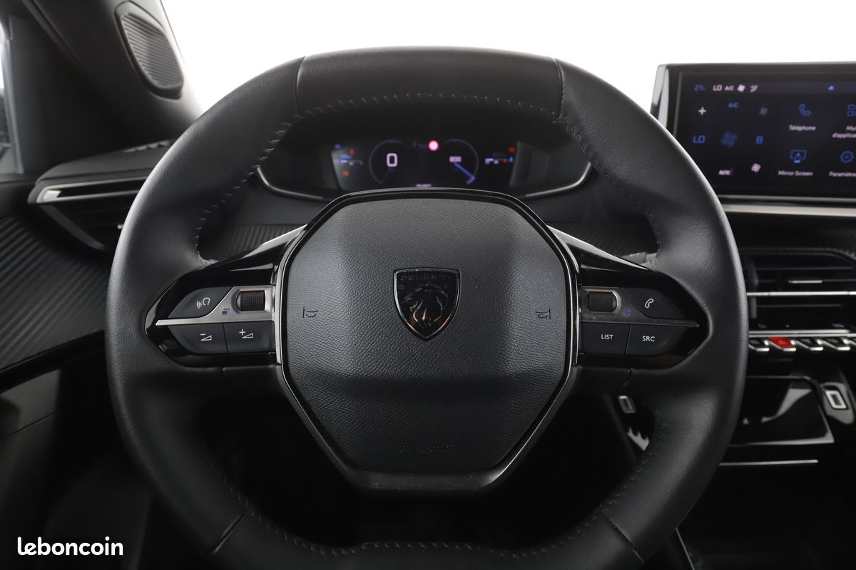 Peugeot 2008 1.2 PureTech Allure 101 ch (image 15)