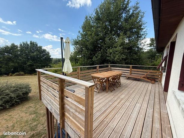 Belle maison sur grand terrain