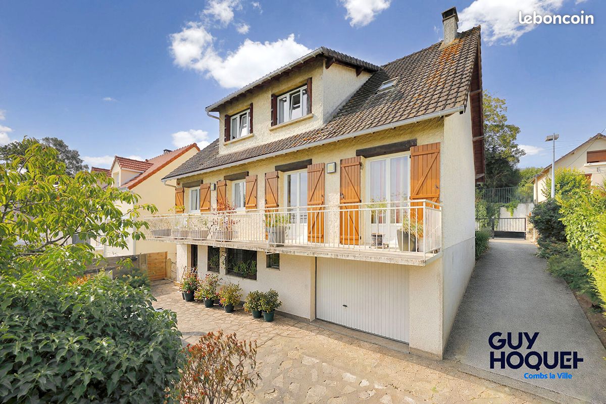 Maison 8 pièces 180 m² · à Combs-la-Ville · 180 m² · 429 990 €