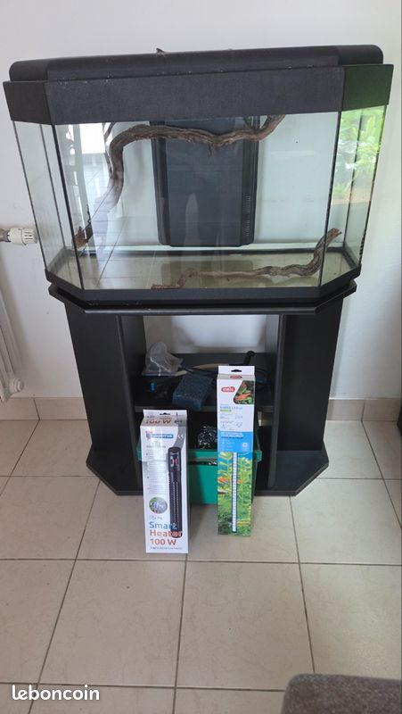 Aquarium 80 litres (image 1)