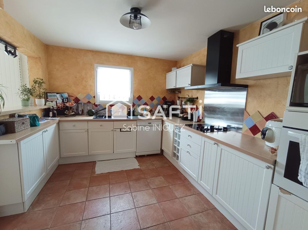 Maison 7 pièces 137 m² · à Castres · 137 m² · 225 000 €