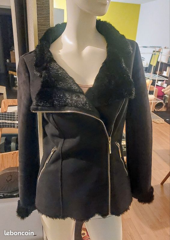 Manteau très chic Liu Jo noir et doré, ceintré Vêtements