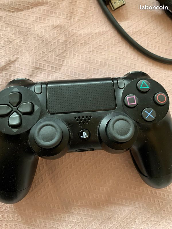Console ps 4 très peu servi (image 6)