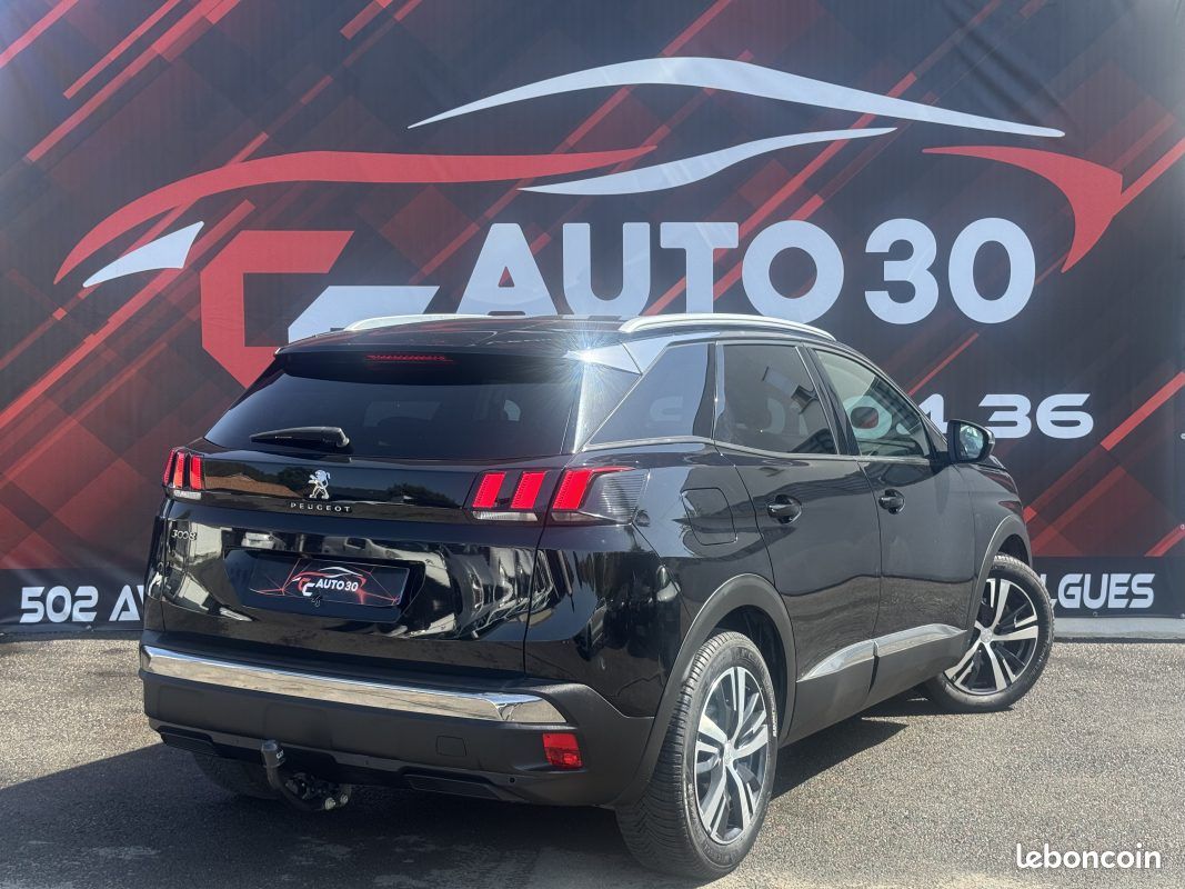PEUGEOT 3008 II 1.2 Turbo 130 ACCESS 2018 (image 10)