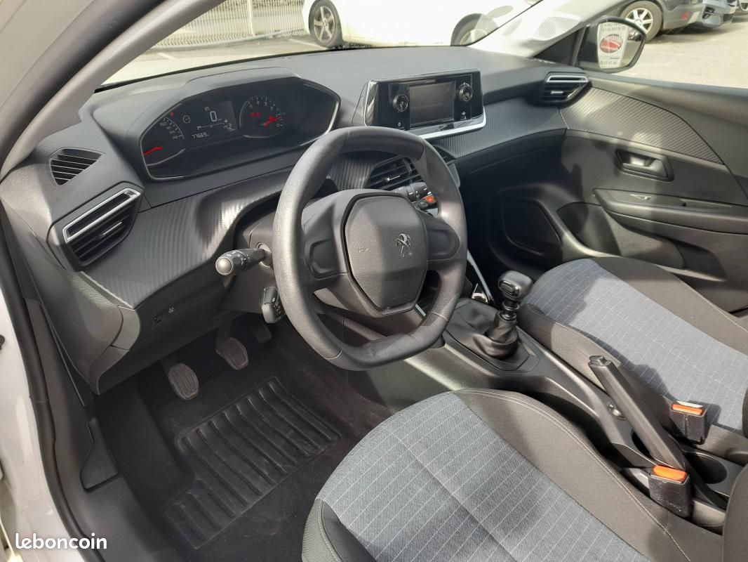 Peugeot 208 II AFFAIRE BLUE 1.5 HDI 100 (image 11)