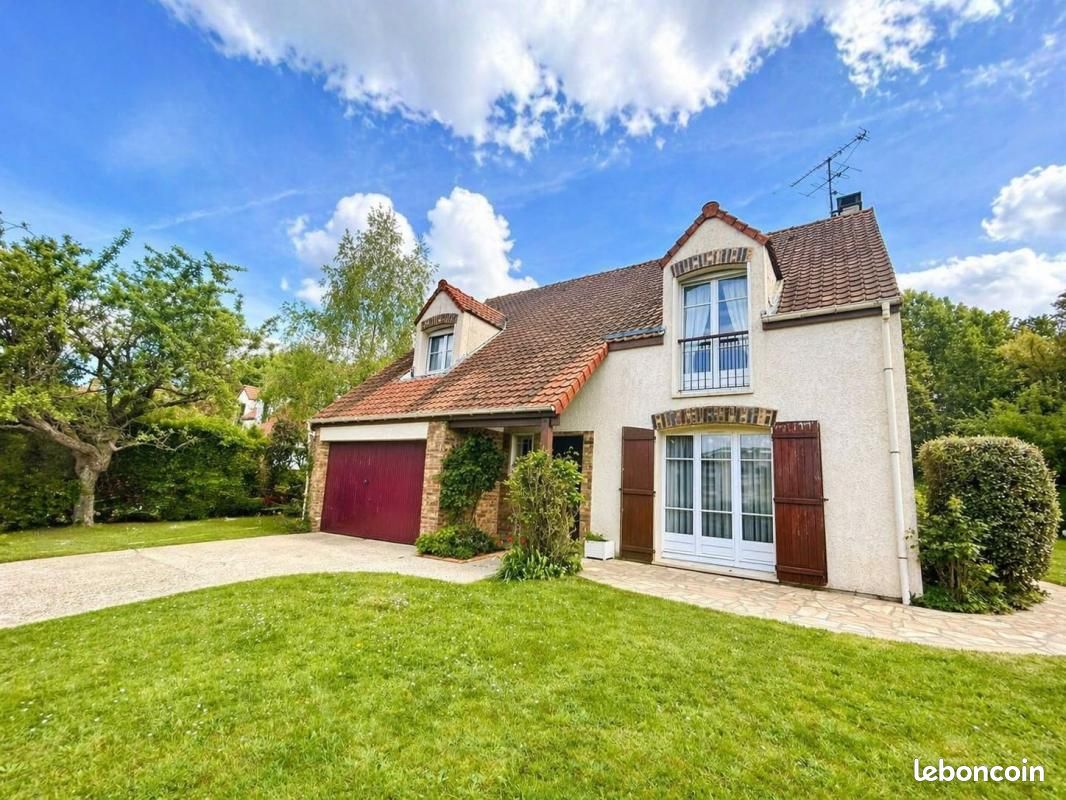 Maison 5 pièces 148 m² · à Bailly · 148 m² · 799 000 €