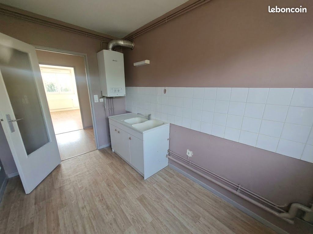 Appartement 3 pièces 60 m² · à Montceau-les-Mines · 60 m² · 315 €/mois