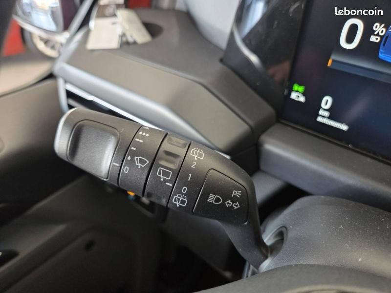 Ford Tourneo Custom 340 L2H1 2.5 Duratec 232ch Hybride rechargeable Titanium CVT (image 22)