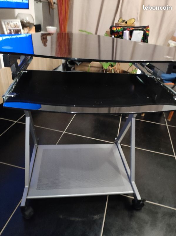 Bureau d'angle (image 4)