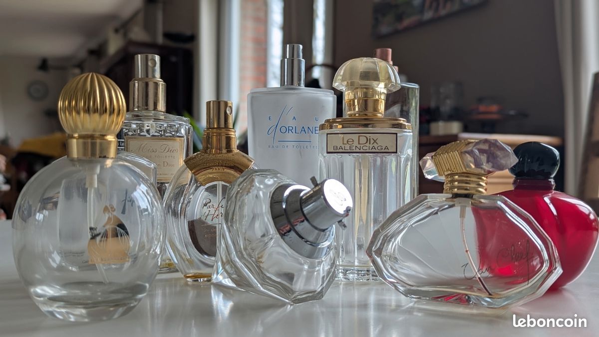 Lot de 10 flacons de parfum vides Balenciaga dior (image 3)