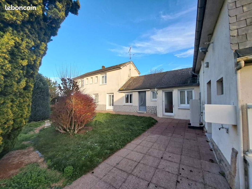 Maison 5 pièces 114 m² · à La Selle-Craonnaise · 114 m² · 146 240 €