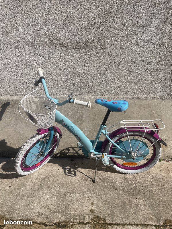 Vélo en Reine des Neiges / Frozen (image 1)