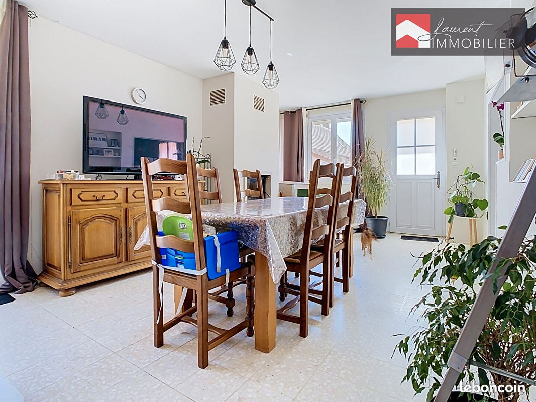 Maison 6 pièces 162 m² · à Épervans · 162 m² · 189 000 €
