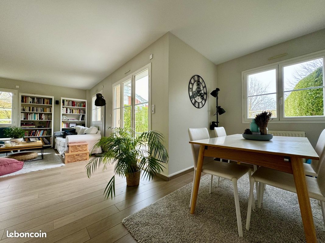 Maison 4 pièces 100 m² · à Bois-Guillaume · 100 m² · 1 270 €/mois