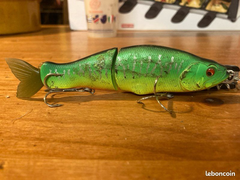 I slide leurre megabass (image 1)
