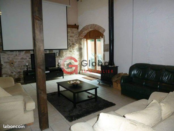 Maison 8 pièces 233 m²
