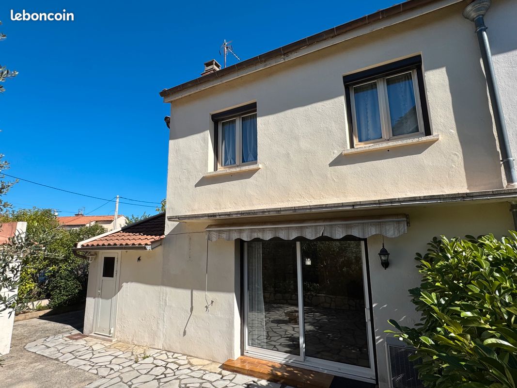 Maison 5 pièces 97 m² · à Alès · 97 m² · 930 €/mois