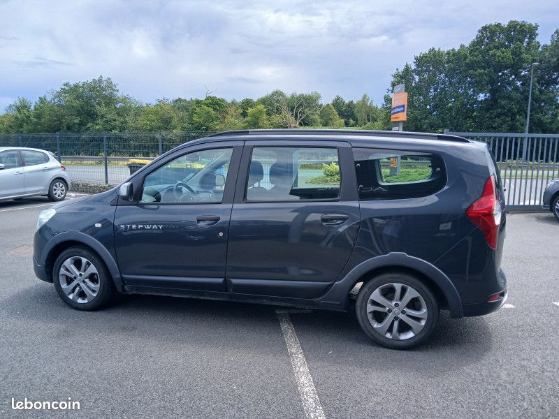 Dacia LODGY 1.5 DCI 110CH STEPWAY EURO6 7 PLACES (image 3)