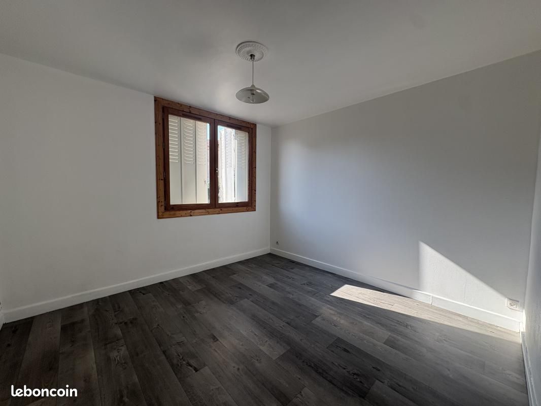 Appartement 1 pièce 26 m² · à Le Puy-en-Velay · 26 m² · 345 €/mois