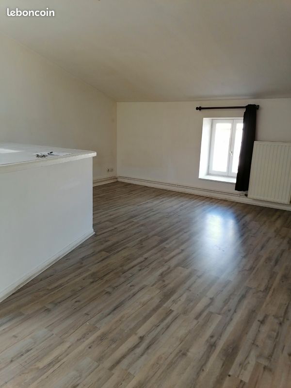 Appartement 3 pièces 60 m² · à Chalamont · 60 m² · 560 €/mois