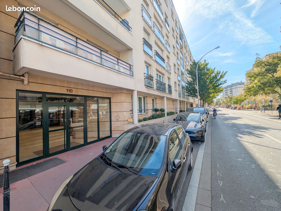 Appartement 1 pièce 38 m² · à Courbevoie · 38 m² · 260 000 €