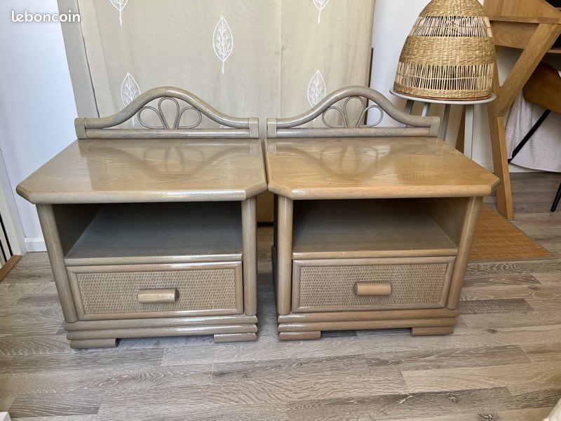 Table de chevet en rotin (image 2)