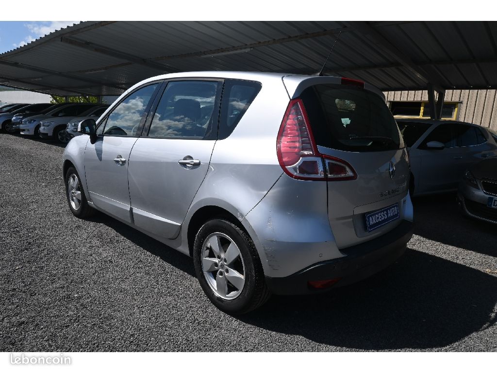 Renault Scénic III dCi 105 eco2 Dynamique (image 3)