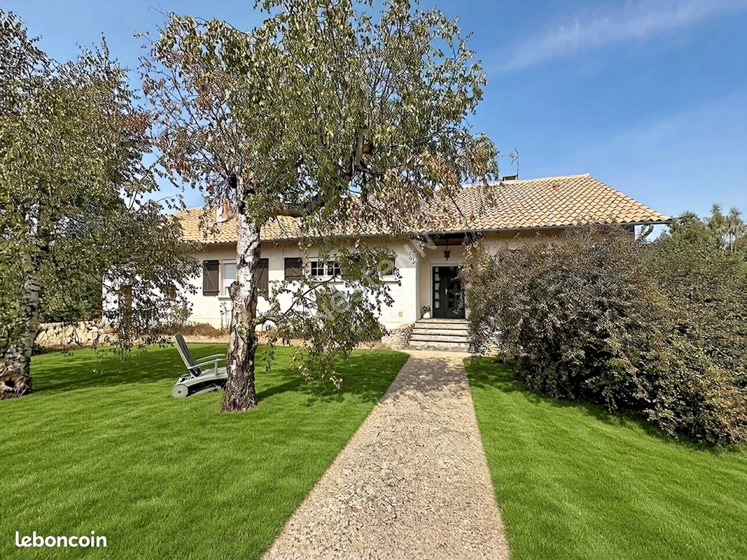 Maison 4 pièces 138 m² · à Vouneuil-sous-Biard · 138 m² · 279 750 €