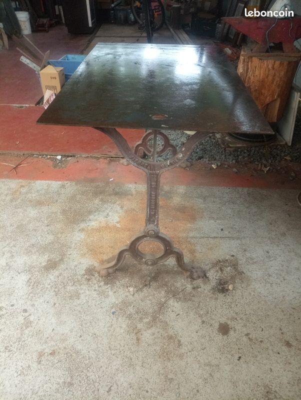 Table d'atelier en métal (image 1)