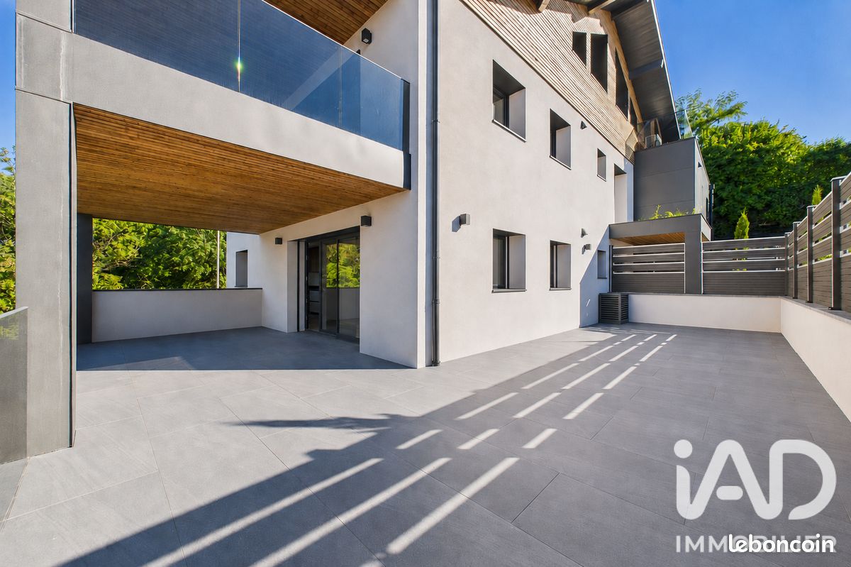 Appartement 3 pièces 77 m² · à Neuvecelle · 77 m² · 465 000 €