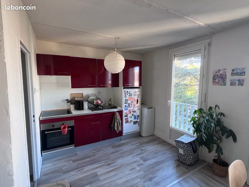 Appartement 2 pièces 43 m² · à Saint-Étienne · 43 m² · 520 €