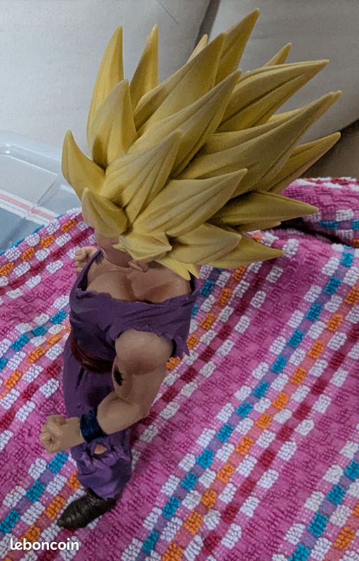 Figurine Dragon Ball Z Banpresto - Master Stars Piece Son Gohan - Version Spécial Color