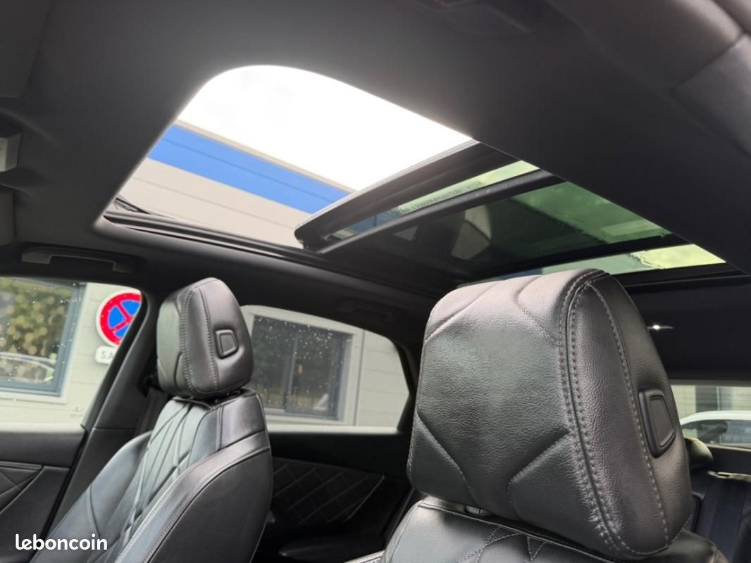 DS 7 Crossback BLUEHDI 130CV RIVOLI EAT8 (image 20)