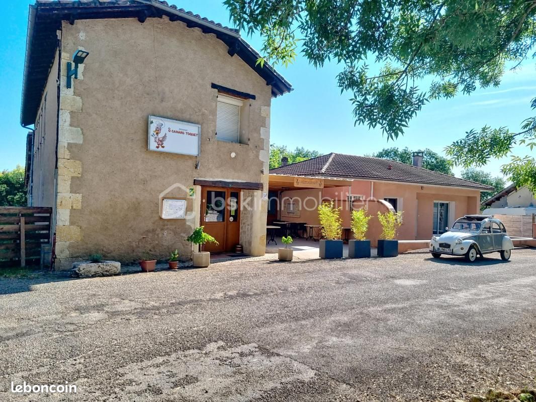 Immeuble 10 pièces 408 m² · à Fleurance · 408 m² · 188 000 €