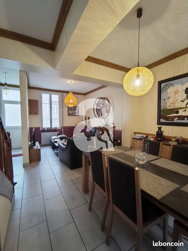 Maison 5 pièces 103 m² · à Soissons · 103 m² · 210 000 €